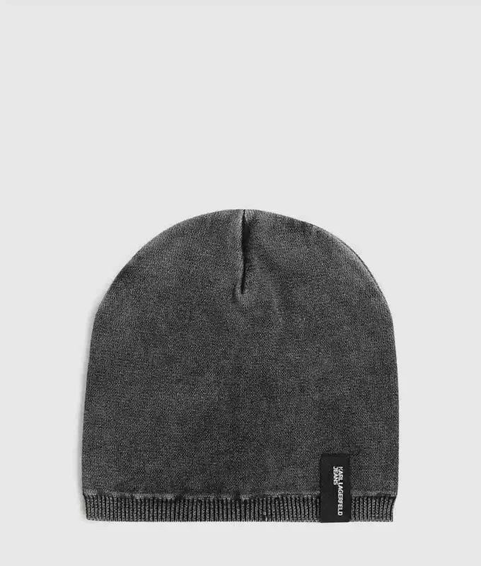 Beanie met gewassen logopatch