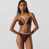 Bikini-broekje met geschulpte rand