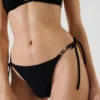 BIKINIBROEKJE MET STRIKJES AAN DE ZIJKANT