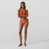 BIKINIBROEKJE MET STRIKJES AAN DE ZIJKANT