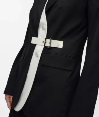 Blazer met contrasterende revers en riem