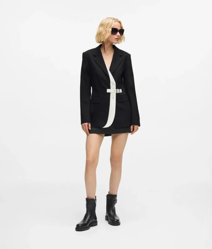 Blazer met contrasterende revers en riem