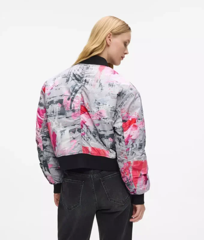 Bomberjack met all-over verfprint