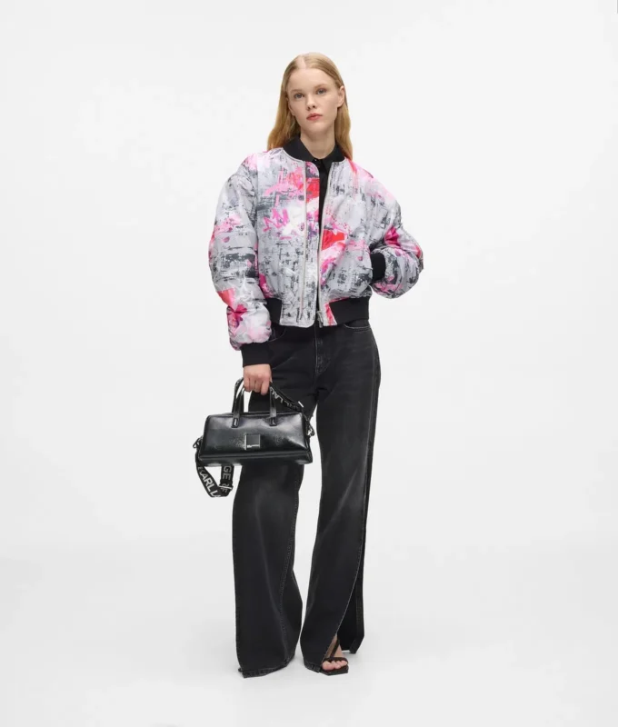 Bomberjack met all-over verfprint