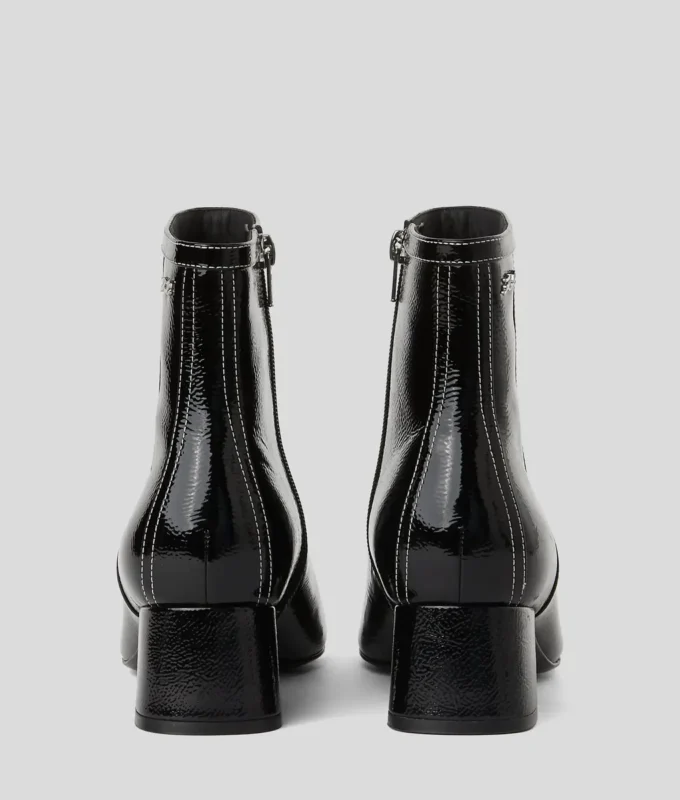 BONNIE ENKELBOOTS MET RITS