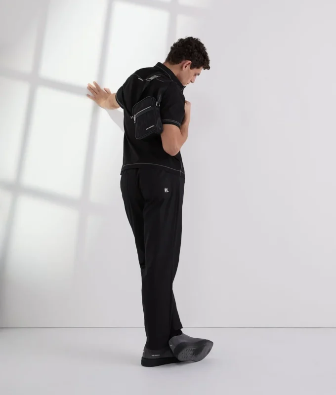 BROEK MET CONTRASTSTIKKING