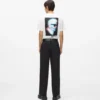 Broek met ton-sur-ton biezen