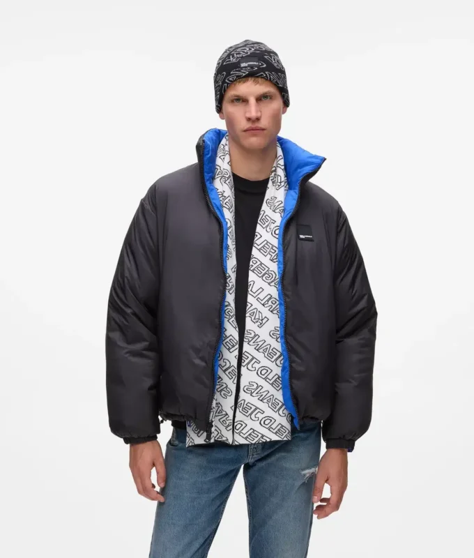 Cadeauset met sjaal en muts met logo