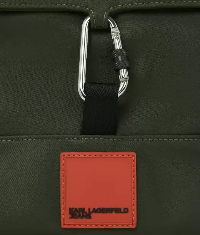 Canyon crossbodytas