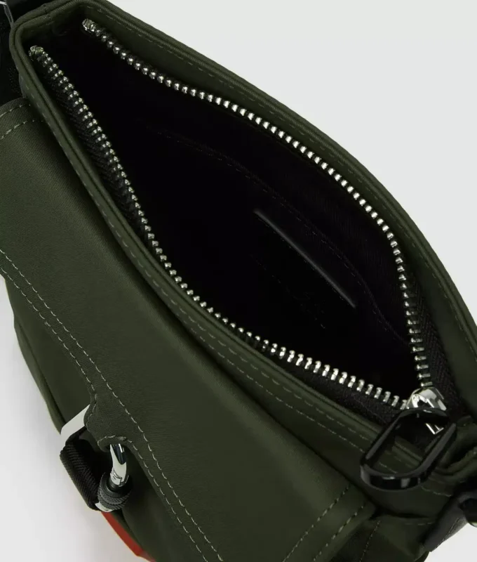 Canyon crossbodytas