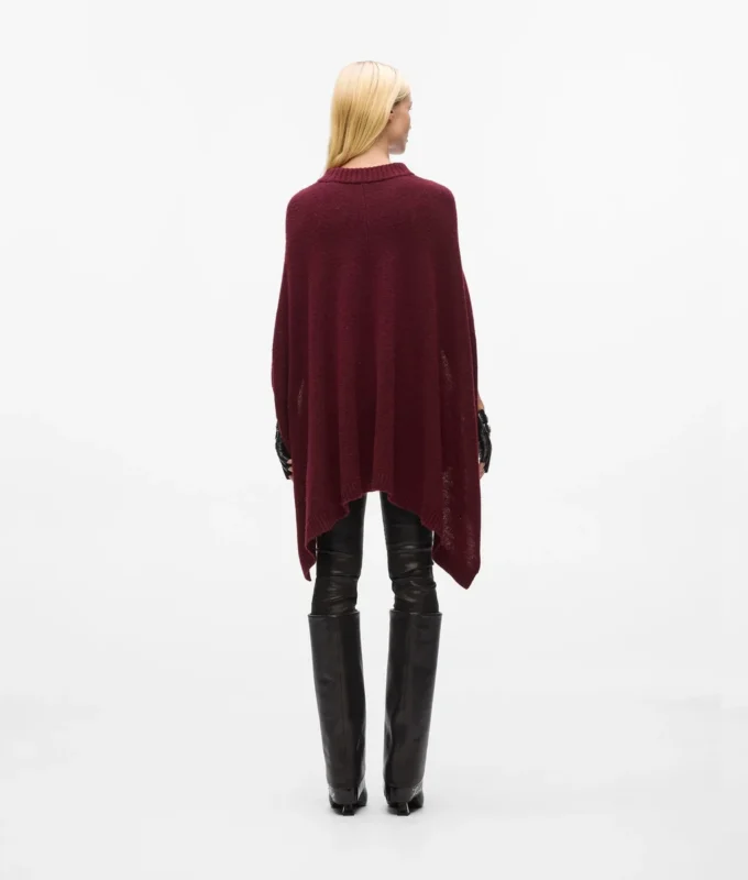 Cape met col