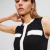 CONTRAST PIPING KNIT TOP