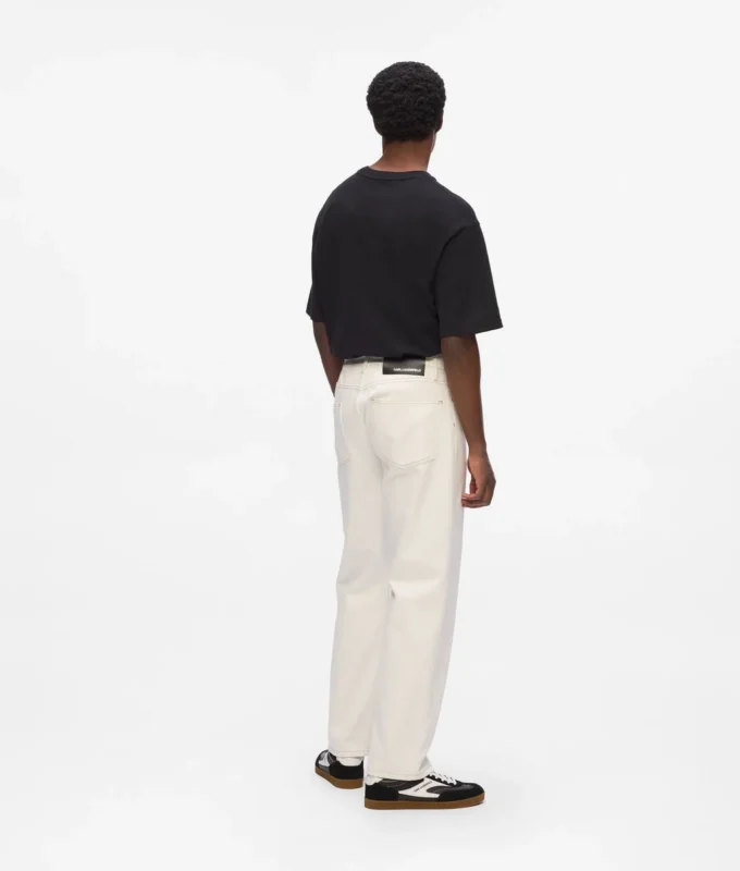 CONTRASTSTIKKING JEANS