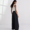 CONTRASTSTIKKING JEANS MET WIJDE PIJP