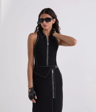 CONTRASTSTIKKING MOUWLOZE TOP