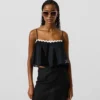 Cropped strandtop met geschulpte rand