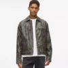 Distressed jas van imitatieleer