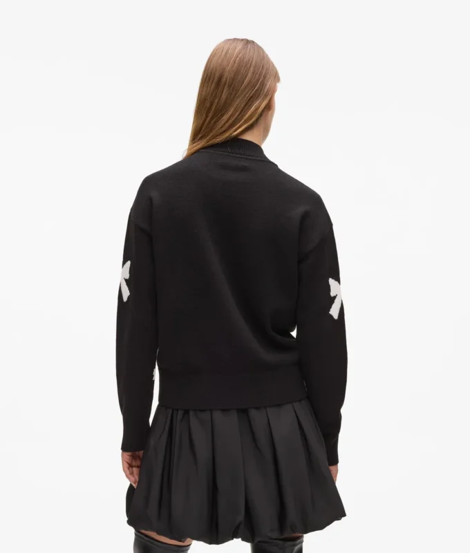 Exclusieve trui met strik