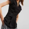 FABRIC MIX V-HALS TOP
