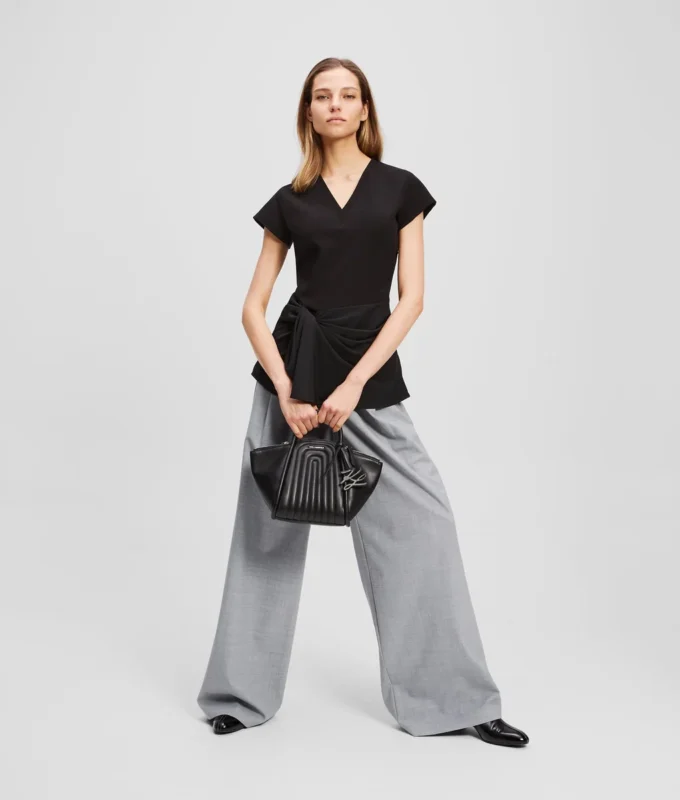 FABRIC MIX V-HALS TOP