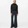 Flared jeans met gespleten zoom