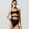 GERIBBELDE BANDEAU-BADPAK