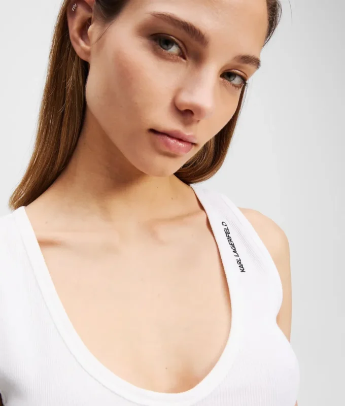 GERIBBELDE TANKTOP MET V-HALS