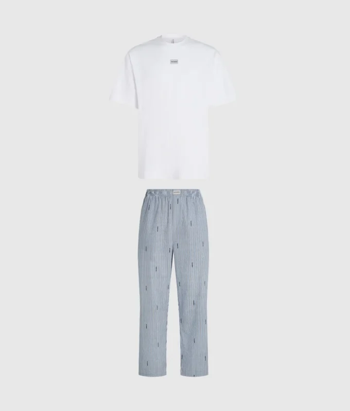 Gestreepte pyjamaset