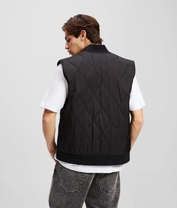GEWATTEERD VEST