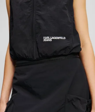 GILET MET CAPUCHON