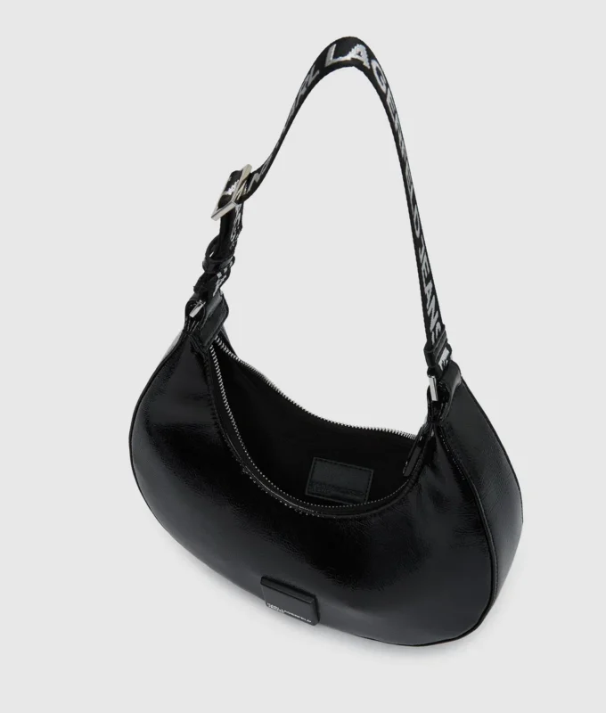 Glanzende moon bag
