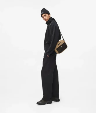 Handige crossbodytas met trekkoord