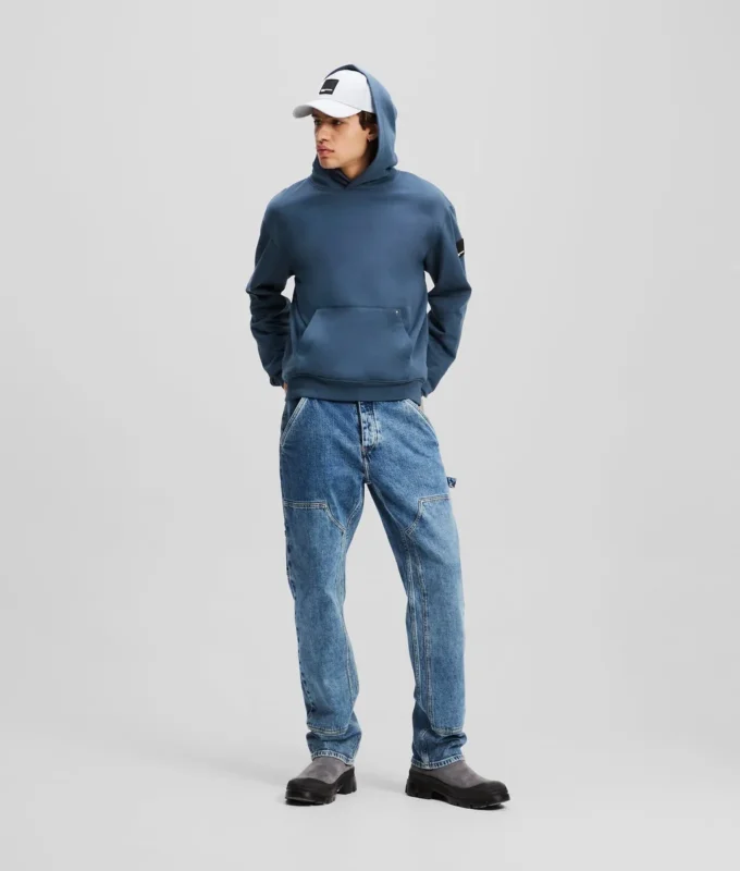 HOODIE MET LOGOPATCH