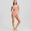IKON GERIBBELDE BRALETTE MET KIJKGAATJE