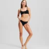 IKON GERIBBELDE BRALETTE MET KIJKGAATJE