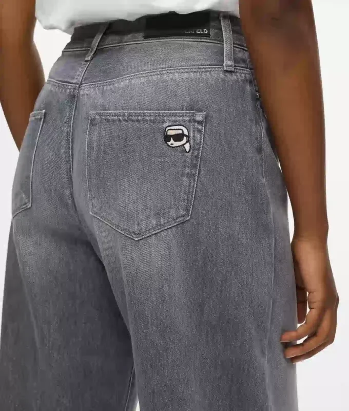 Ikon jeans met wijde pijpen