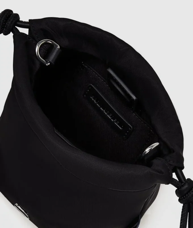 Ikon kleine bucket bag van nylon