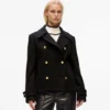 Jas met knoopdetails