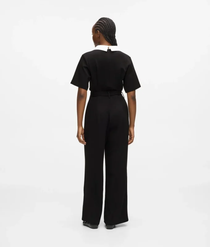 Jumpsuit met kenmerkende kraag