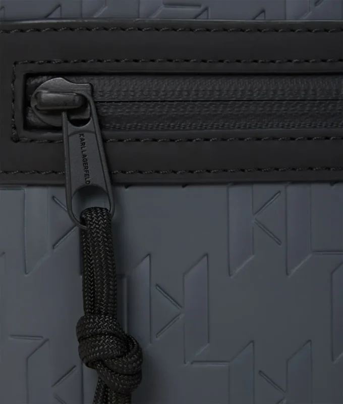 K/Monogram cameratas