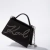 K/Signature kleine crossbodytas met studs