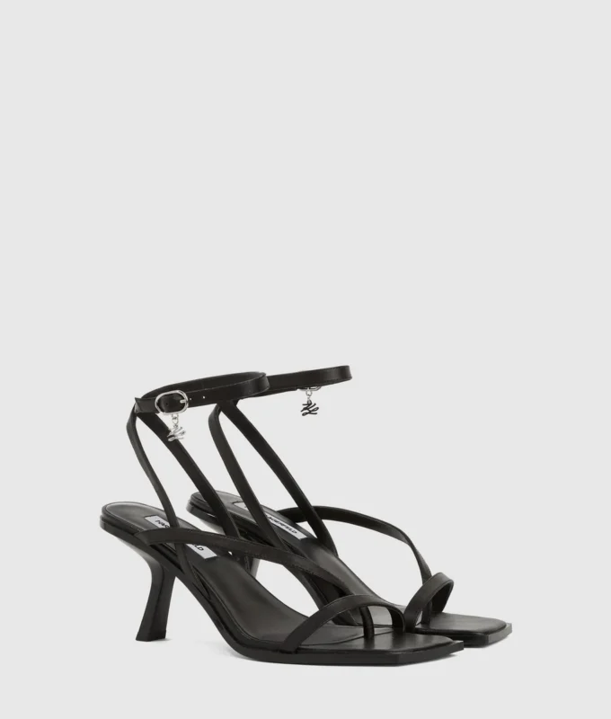 Karmel sandalen met hak en enkelbandje