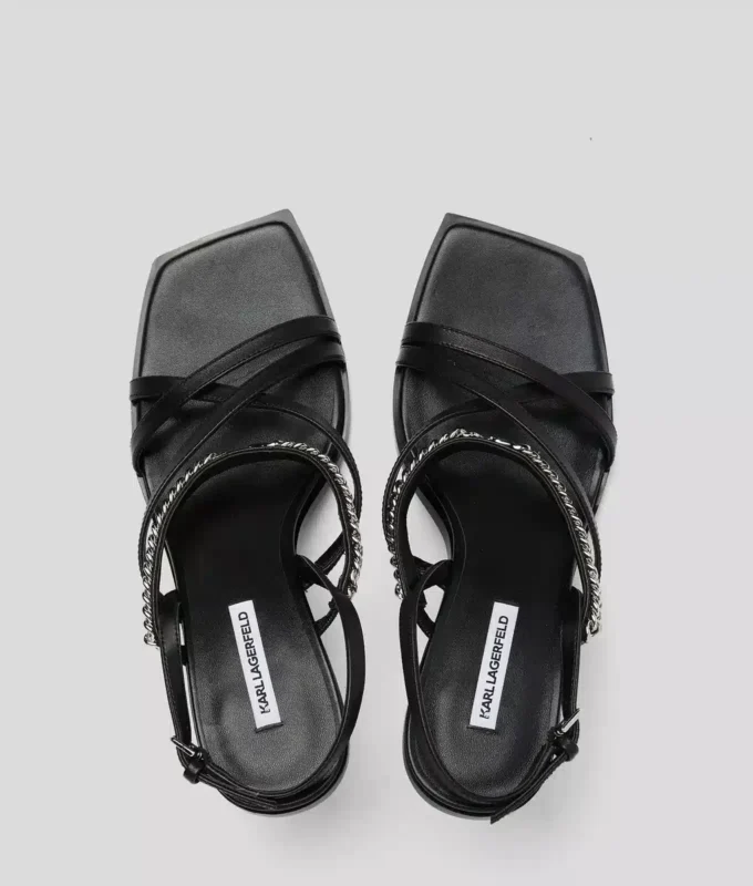 KARMEL SIGNIA SANDALEN MET KETTINGRIEM EN HIEL
