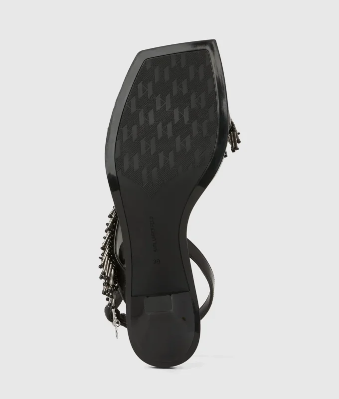 Karmel slingbacks met franjes en hak