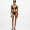 Kenmerkende driehoekige bralette
