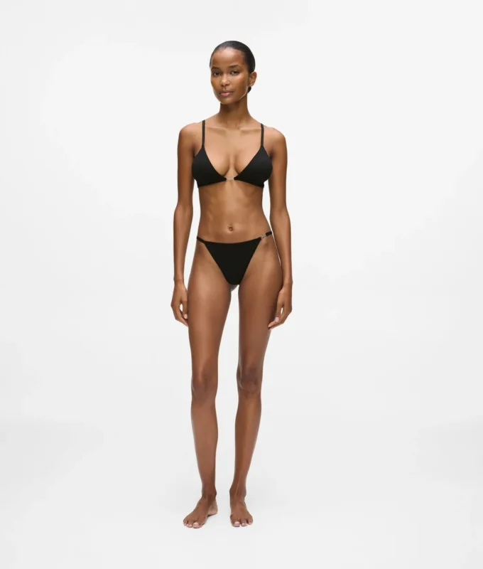Kenmerkende driehoekige bralette
