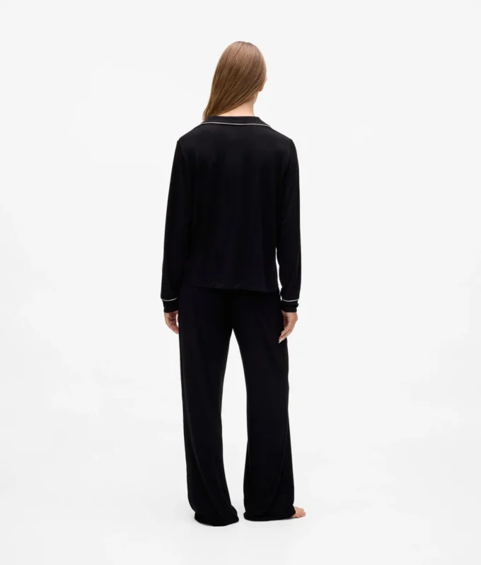 Kenmerkende pyjamaset