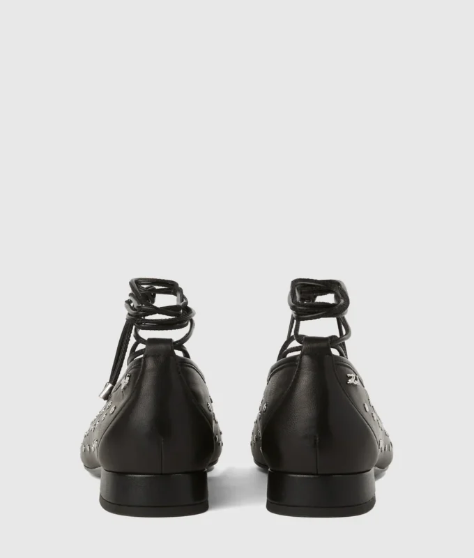 Kerrie ballerina’s met lange veters