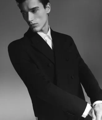 KL STUDIO DOUBLE-BREASTED BLAZER