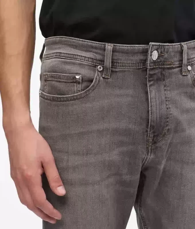 KLASSIEKE JEANS